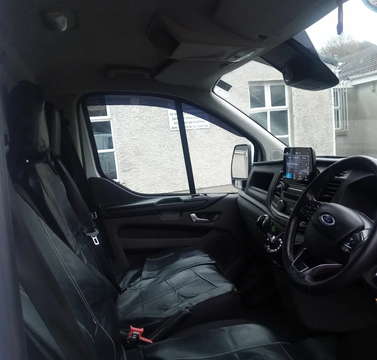 Ford Transit custom limited 2020 2.0 liter tdciswb - Image 3