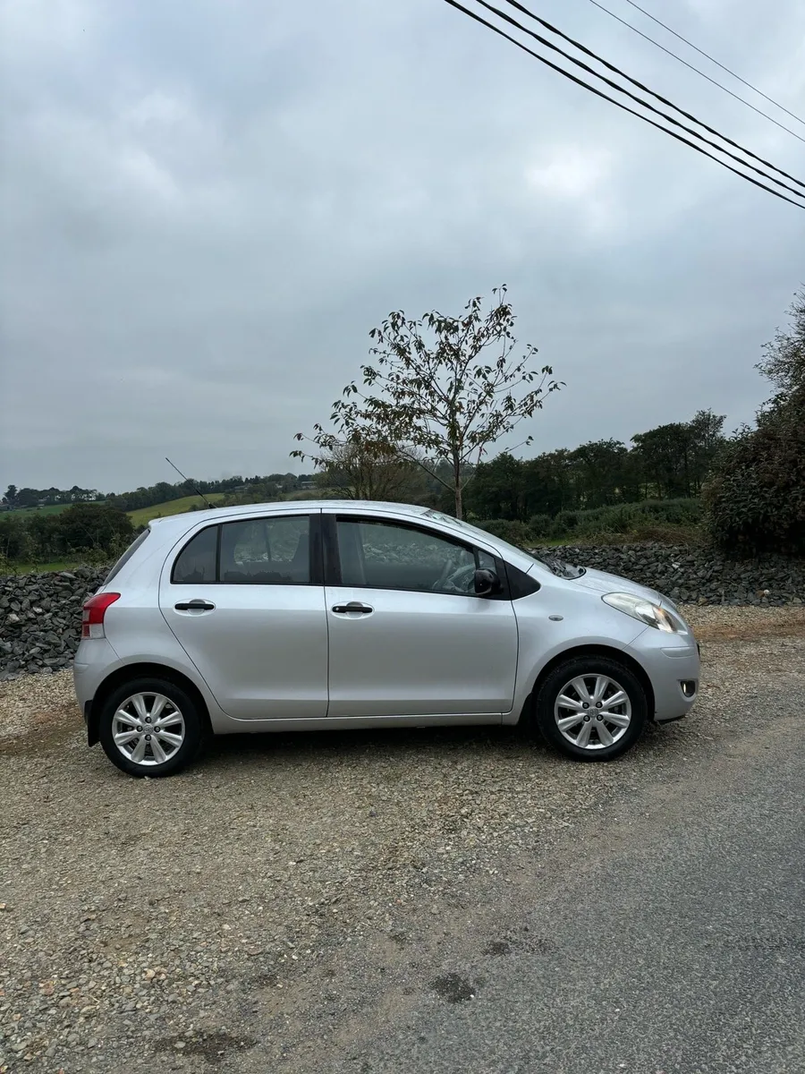 2011 Toyota Yaris 1L new nct Low kilometres - Image 2