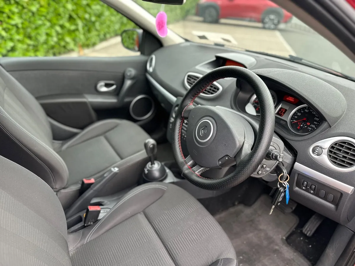 Renault Clio 2010 automatic nct - Image 4