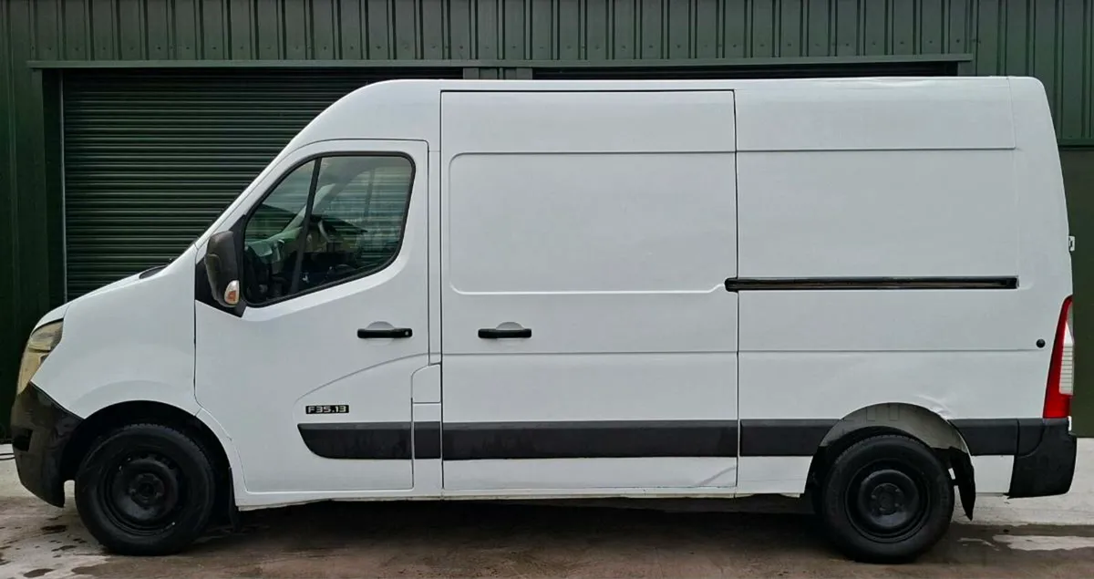 2014 Nissan NV400 New Test and TAX - Image 4