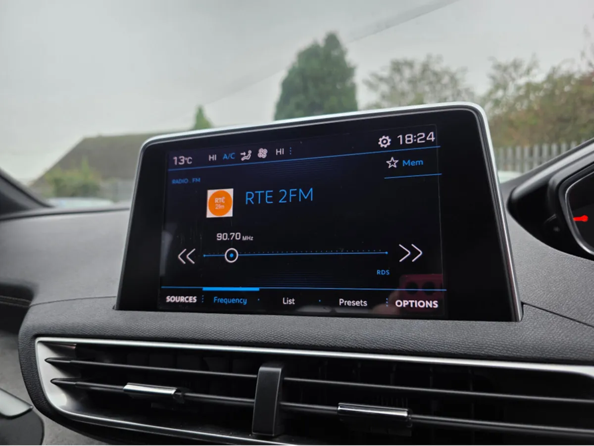 Peugeot 5008 GT LINE 2.0D 7 SEATER  - DIGITAL DASH - Image 2