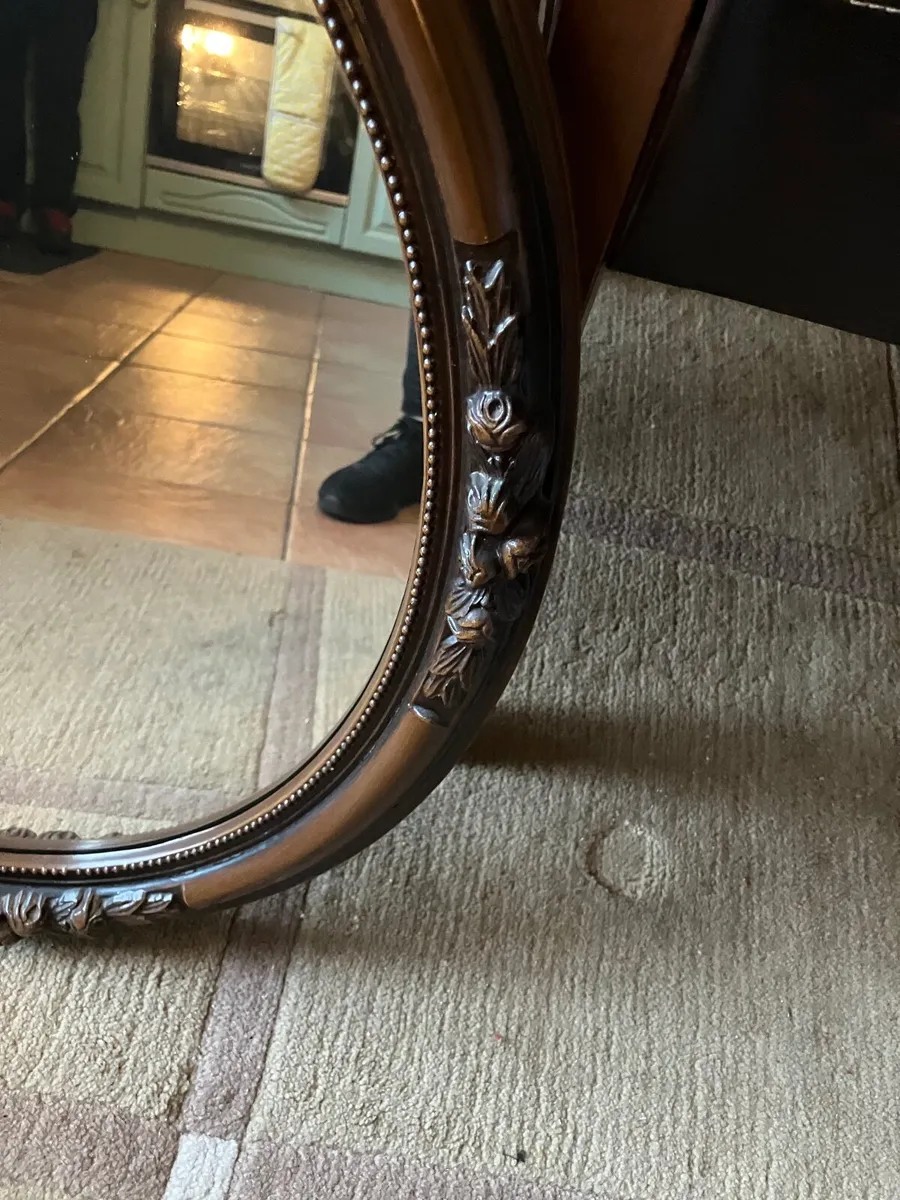 2 Matching Mirrors - Image 2