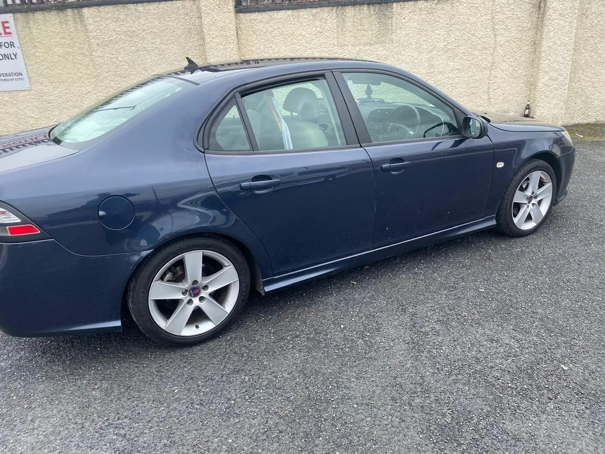 Saab 9-3 2011 - Image 3