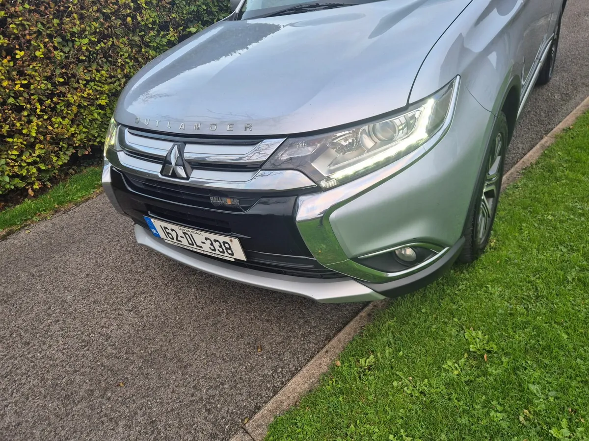 Mitsubishi Outlander 2016 - Image 3