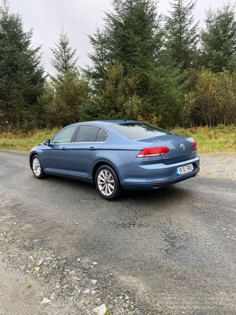Volkswagen Passat 2015 - Image 3