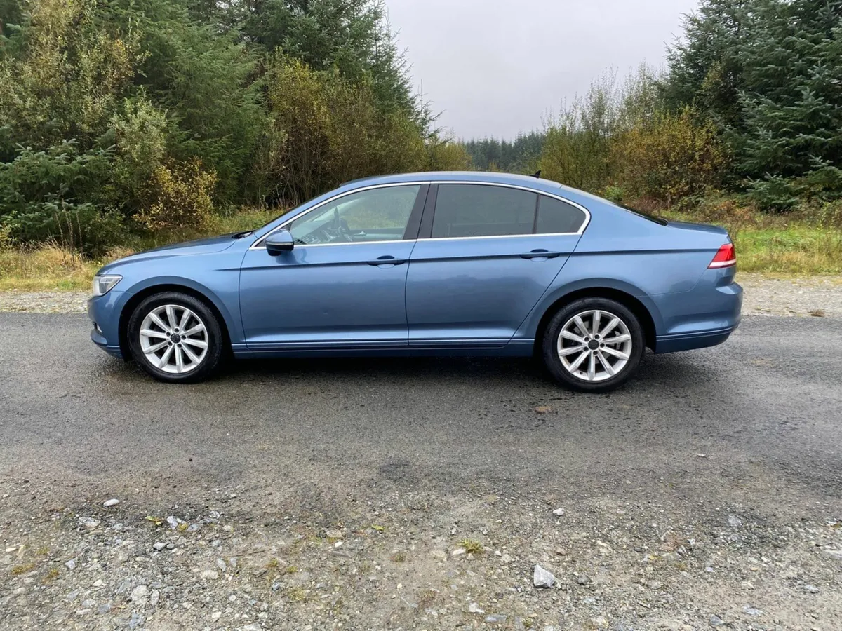 Volkswagen Passat 2015 - Image 4