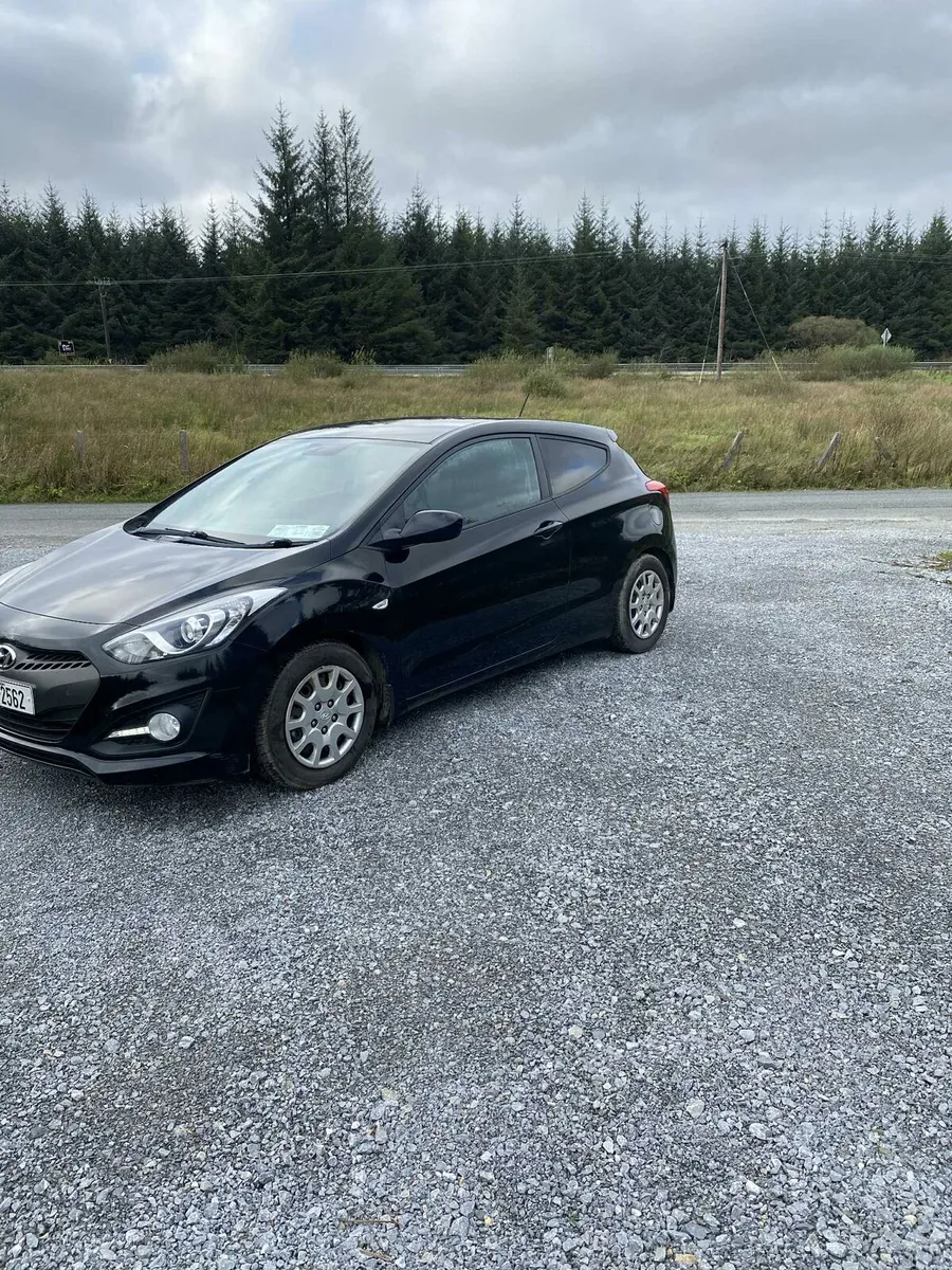 Hyundai i30 1.4L. *New NCT*  cheap to run - Image 2