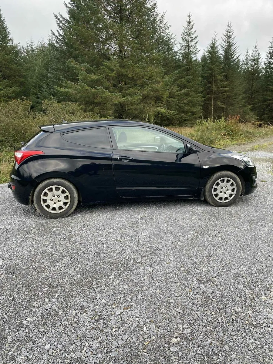 Hyundai i30 1.4L. *New NCT*  cheap to run - Image 3