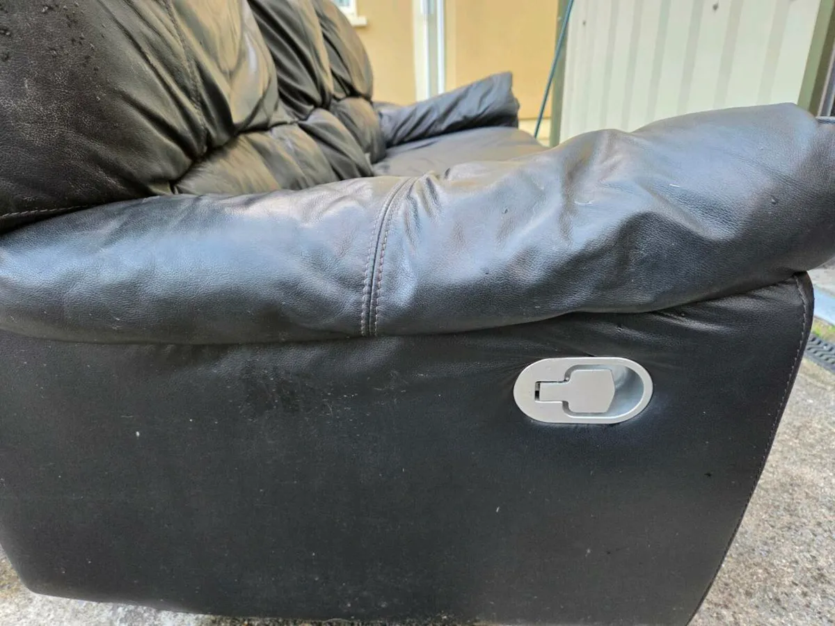 Sofa - Image 3