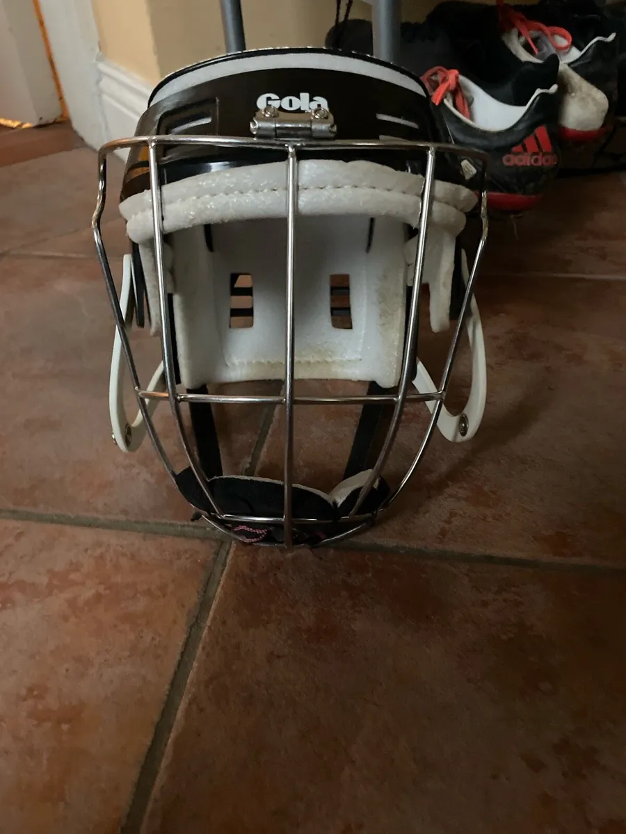 Gola hurling helmet - Image 1