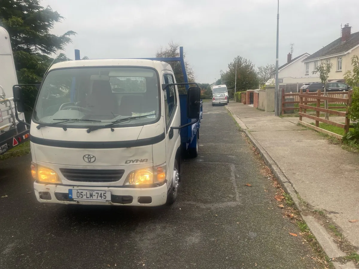 Toyota Dyna tipper - Image 3