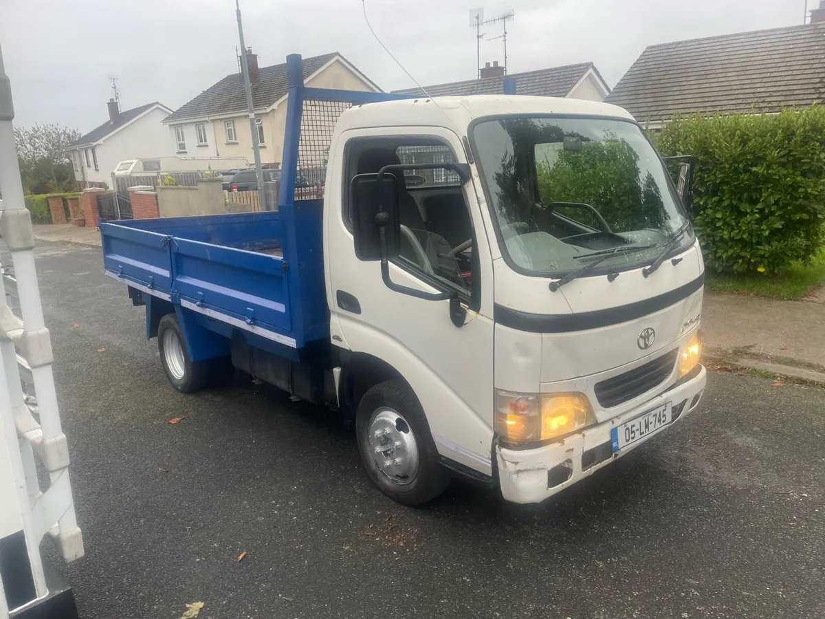 Toyota Dyna tipper - Image 4