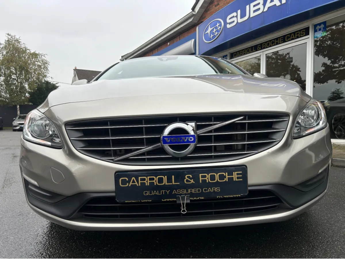 Volvo S60 D2 SE Diesel - Beautiful Car + Full Leat - Image 3