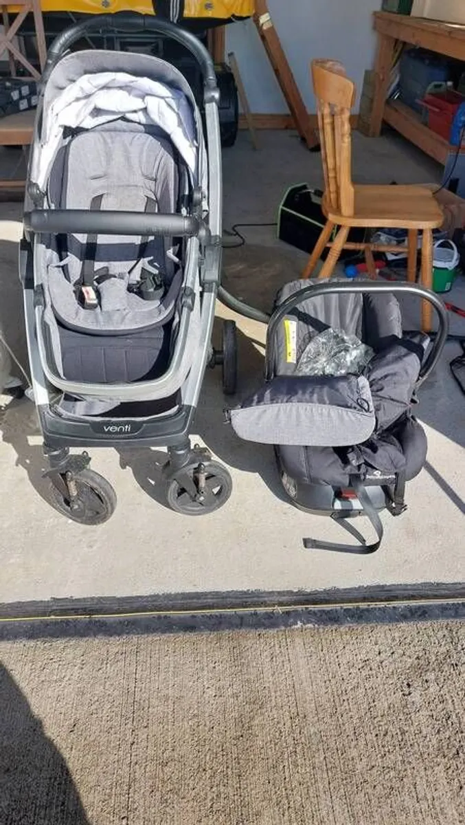 baby travel system - Image 1