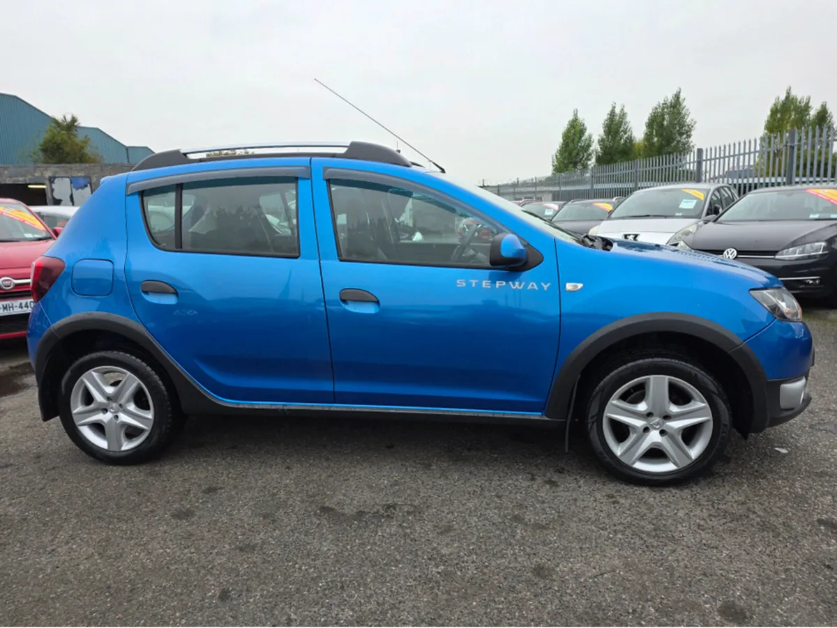 Dacia Sandero STEPWAY SIGNATURE 1.5 ** IRISH CAR - Image 4