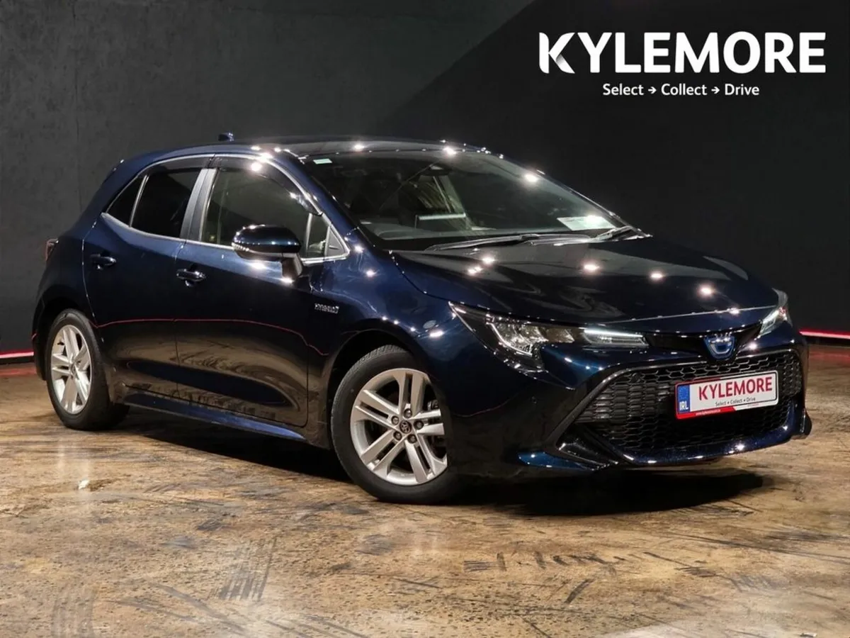 Toyota Corolla AUTOMATIC 1.8L HYBRID "G SPEC" - RE - Image 1