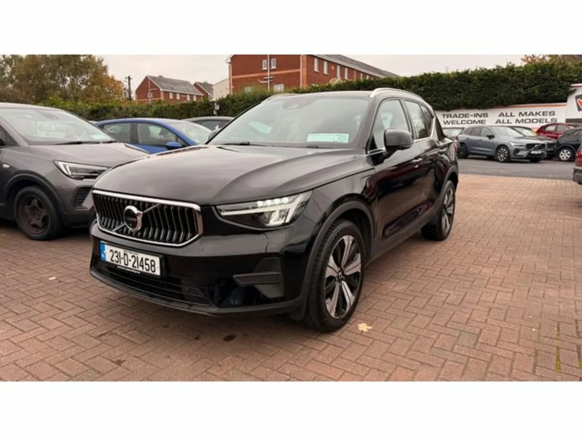 Volvo XC40 Phev T4 Plus Bright 5DR Auto - Image 2