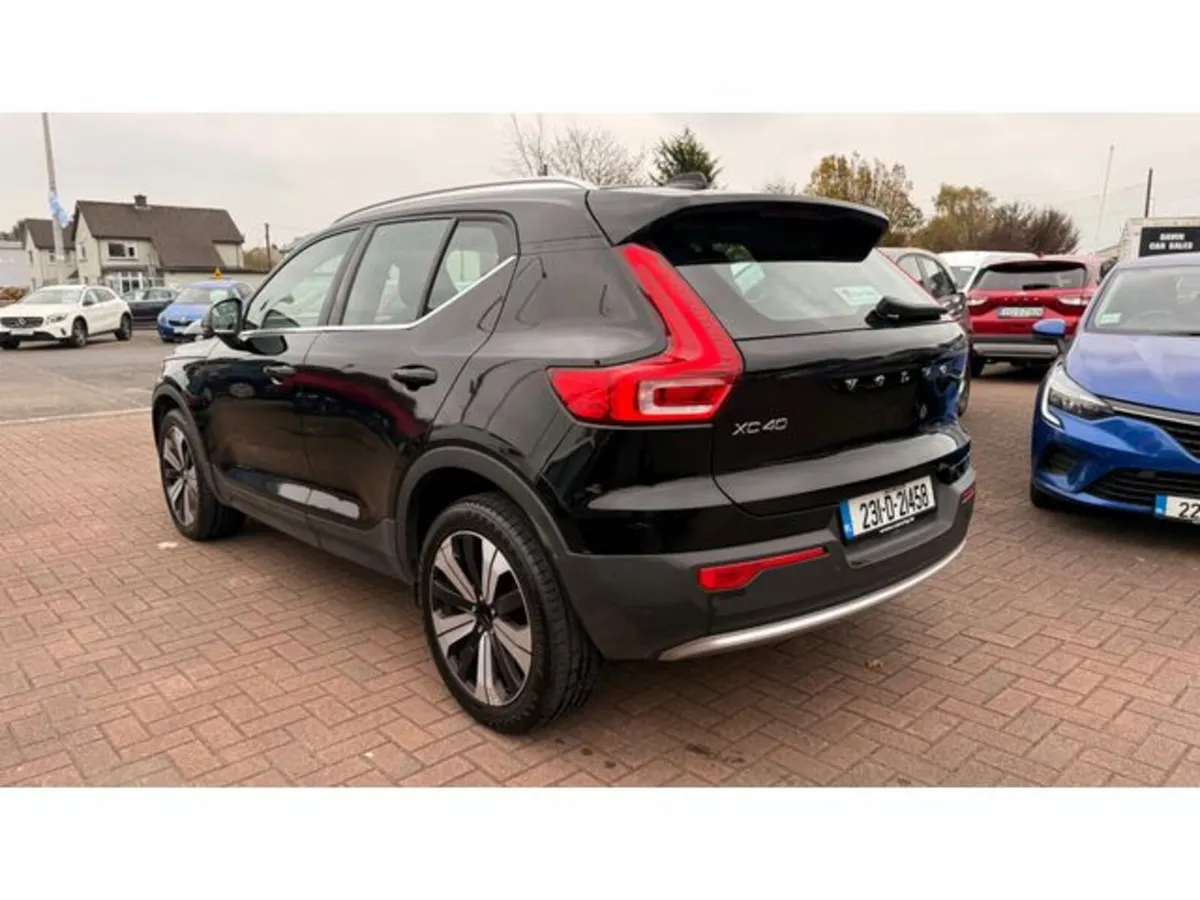 Volvo XC40 Phev T4 Plus Bright 5DR Auto - Image 3