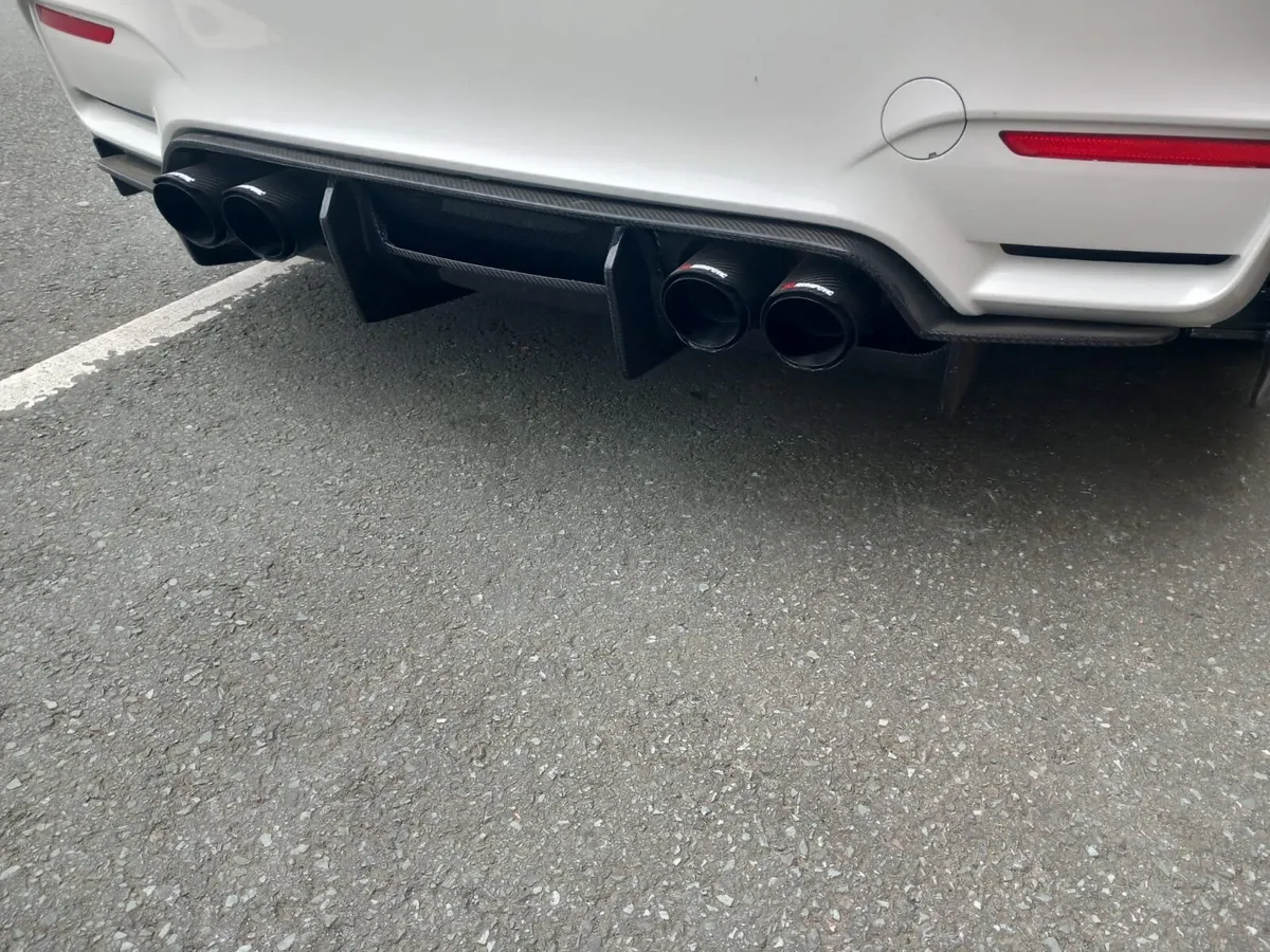 BMW M4 2018 - Image 3