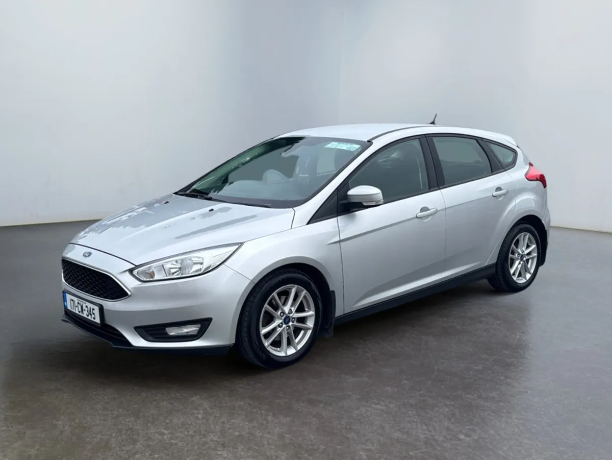 Ford Focus STYLE 1.5 TD 95PS 6SPEED 4 4DR - Image 3