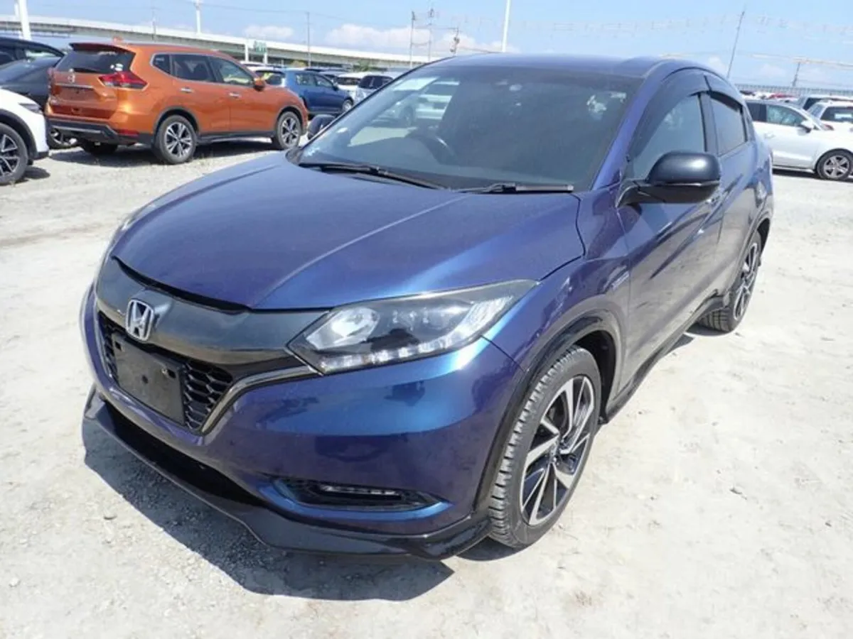 Honda Vezel RS SENSING - Image 1