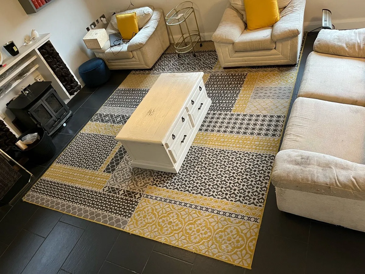 Coffee table - Image 1