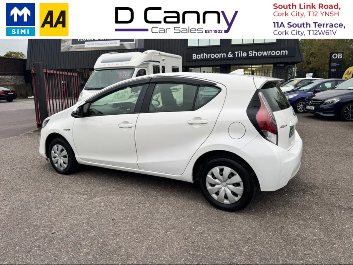 Toyota Aqua 1.5 HYBRID 5DR AUTO - Image 4