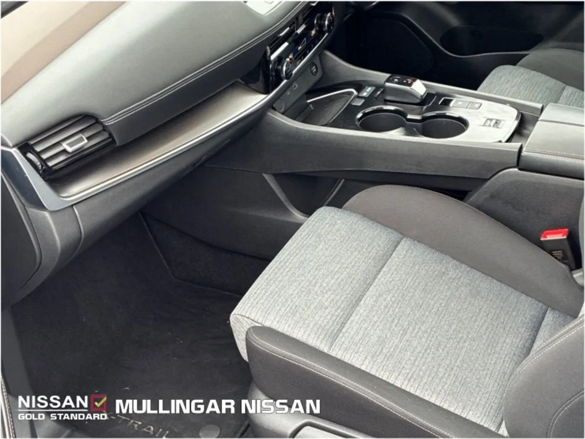 Nissan X-Trail 1.5sv Premium E-power Hybrid Auto - Image 3