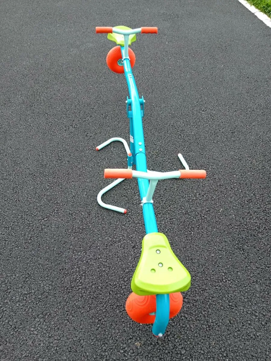 Swivel seesaw - Image 2