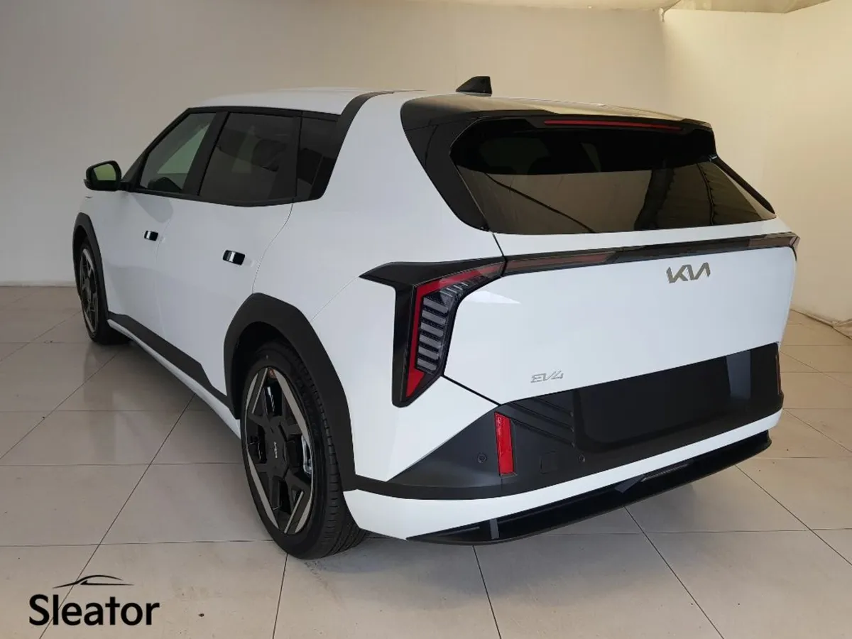 Kia EV4 Hatchback - Image 3