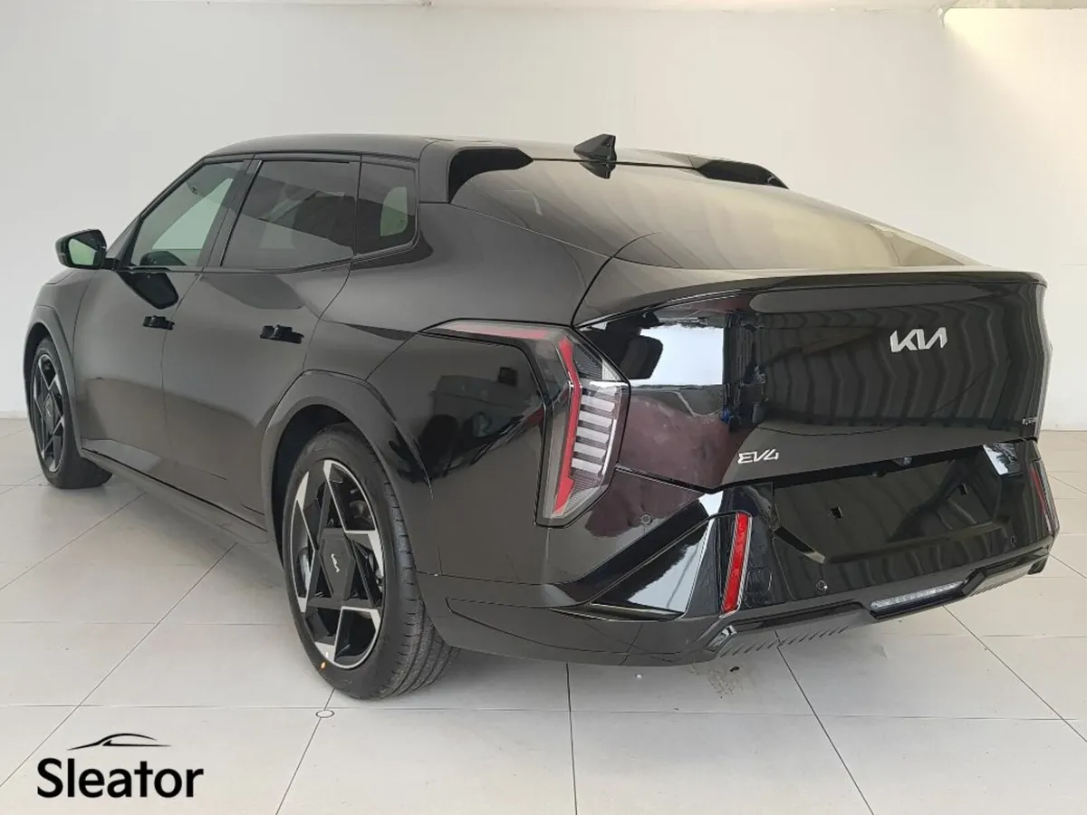 Kia EV4 FastBack - Image 3