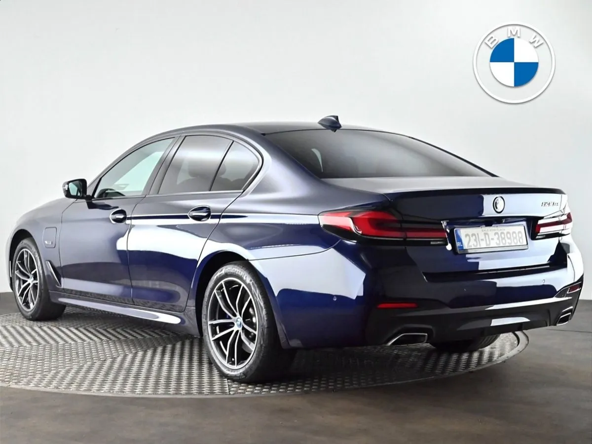 BMW 5 Series 530e M Sport Saloon - Image 2