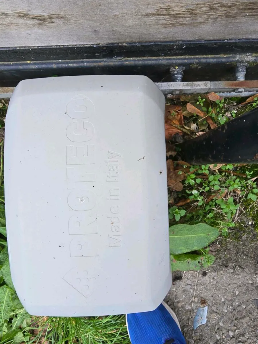 Sliding gate and motor - Image 2