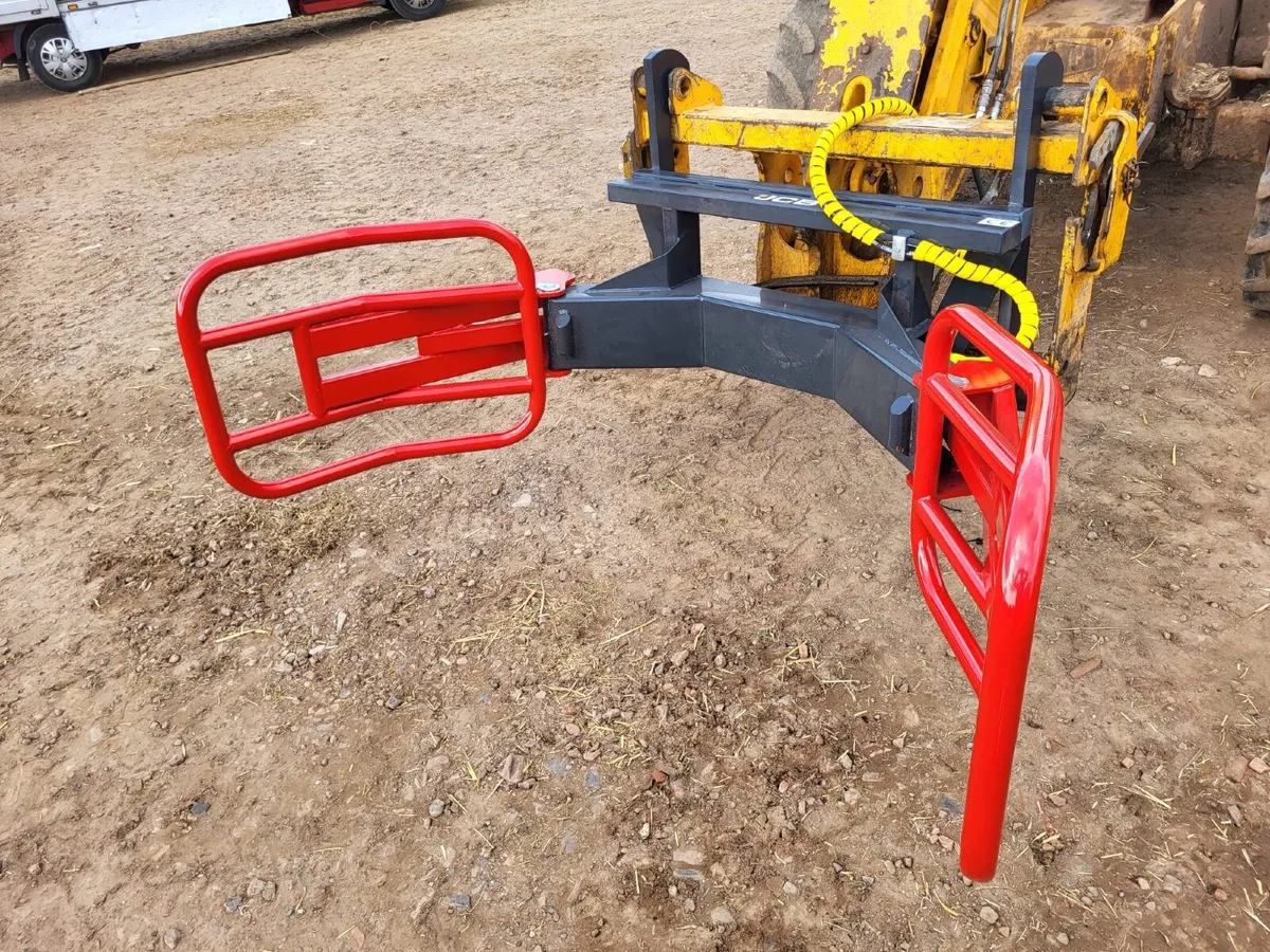 Bale grab / Soft hands JCB Q-fit brackets. - Image 4