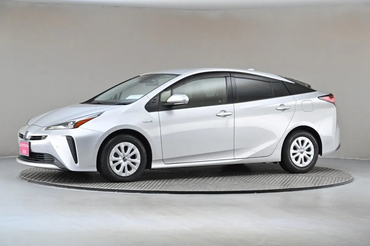 Toyota Prius 1.8 Hybrid Face Lift Model 10  Andro - Image 4