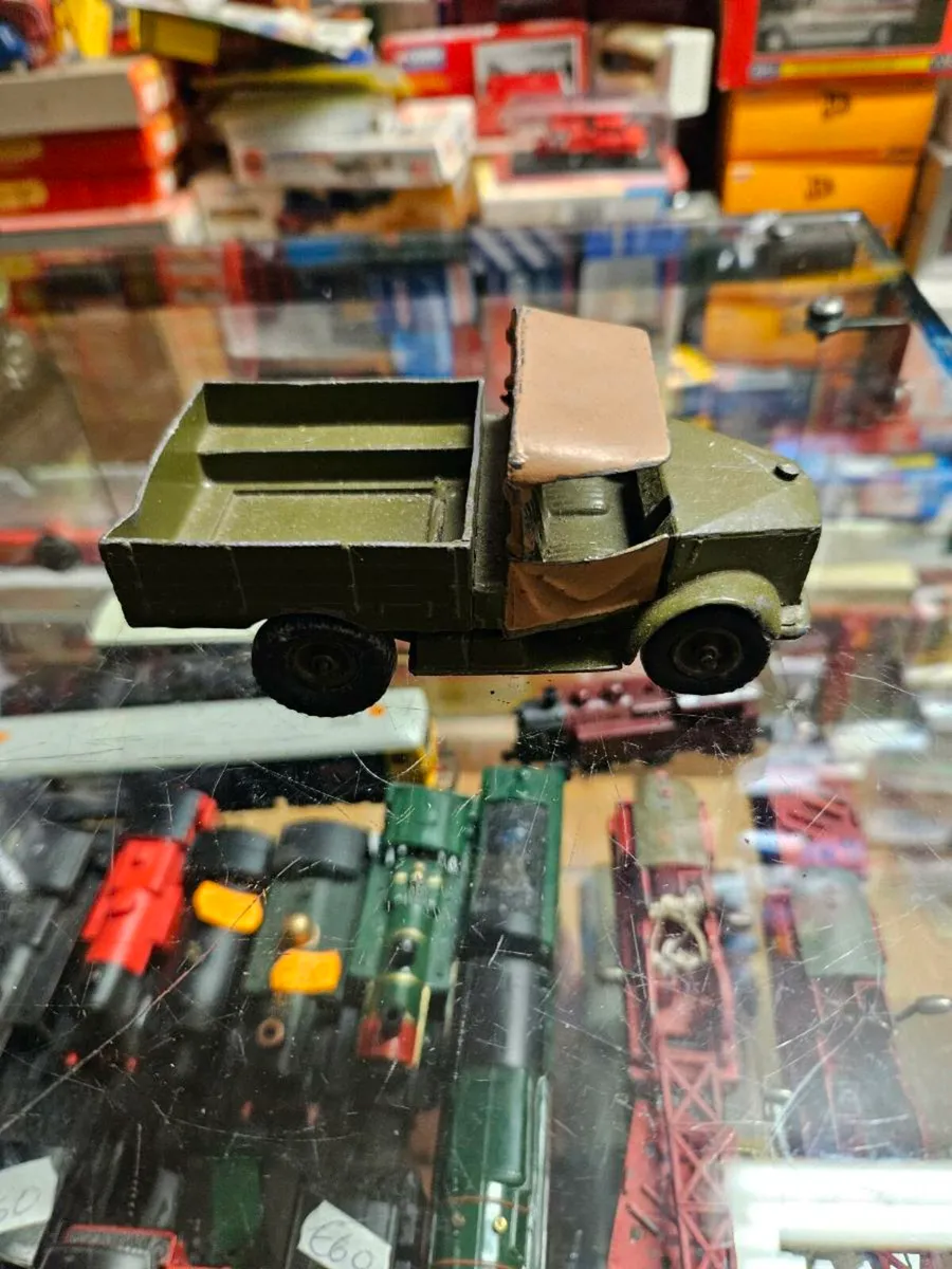 Britain's 1950's British Army WW2 Truck - Image 3