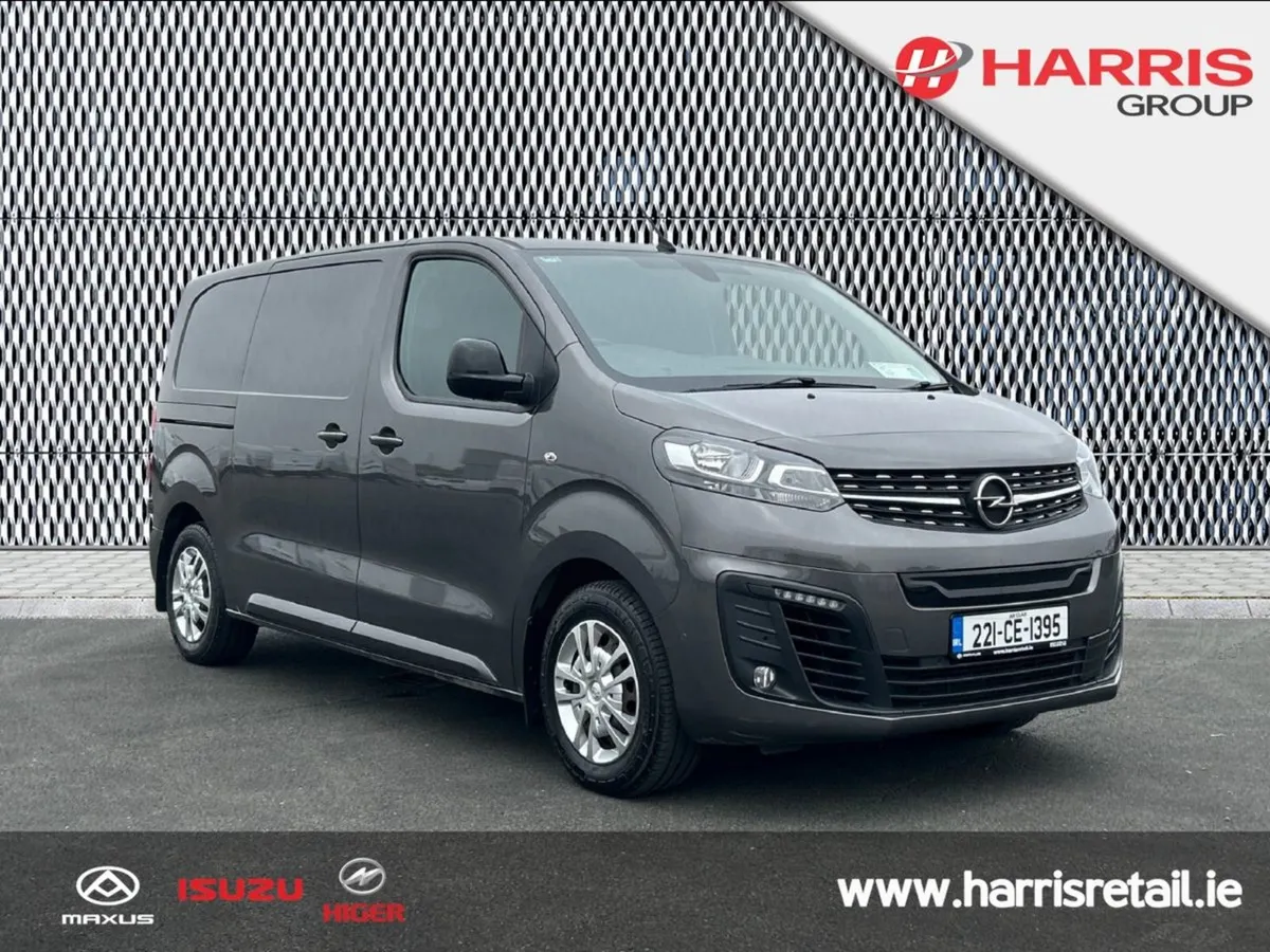 Opel Vivaro Combi L1h1 BEV 100KW With 50kwh Auto - Image 1