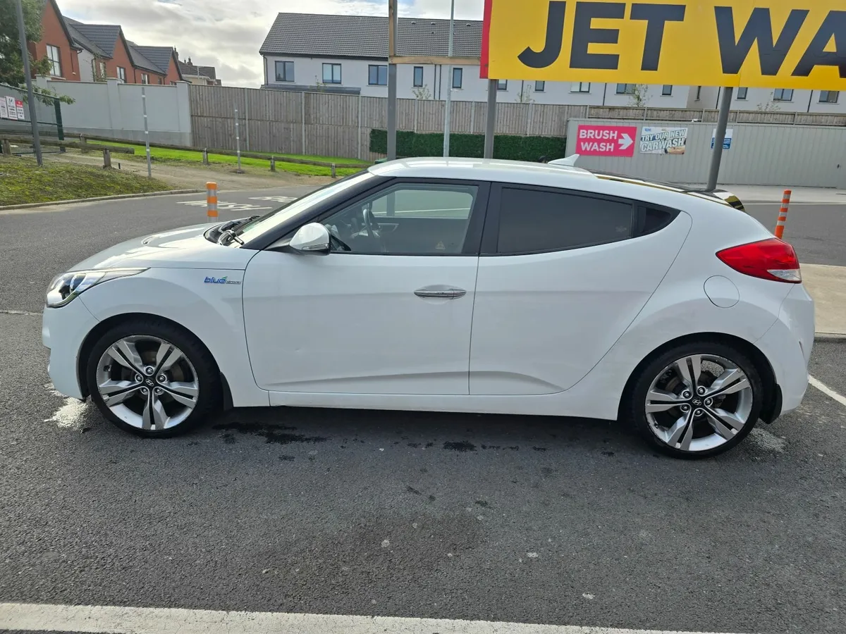 Hyundai Veloster 2014 - Image 3