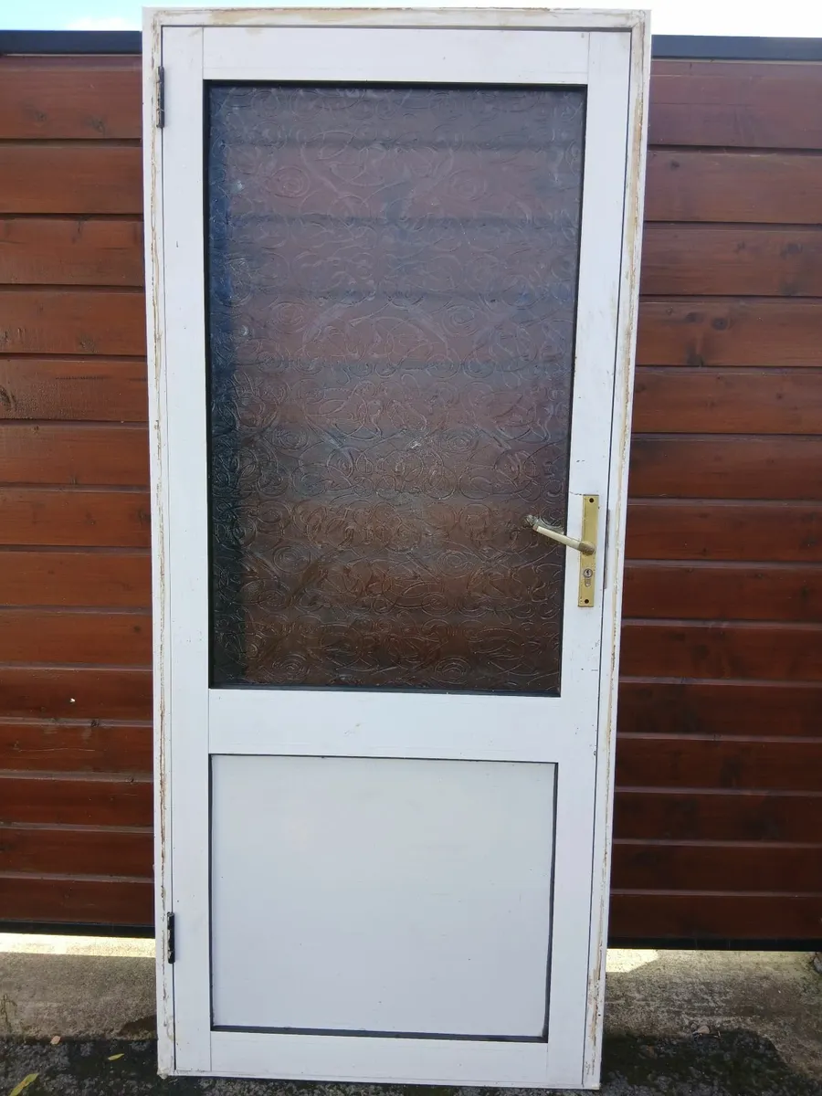 Window and door - Image 1