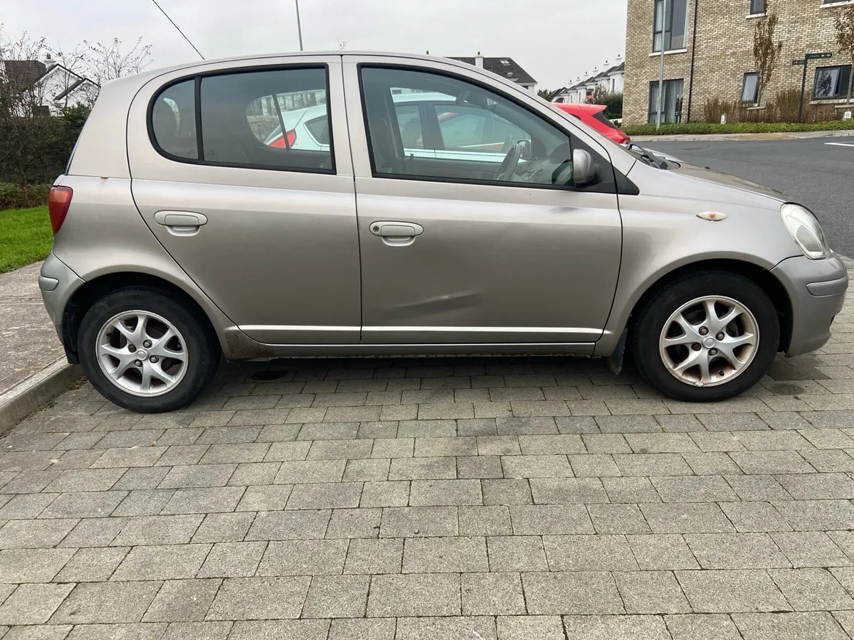 Toyota Yaris 2006  ( long NCT ) ( low km) - Image 4