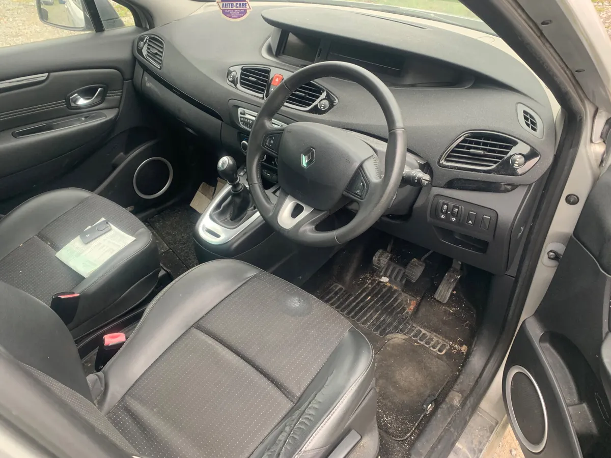 2011 RENAULT SENIC DCI  DIESEL - Image 4