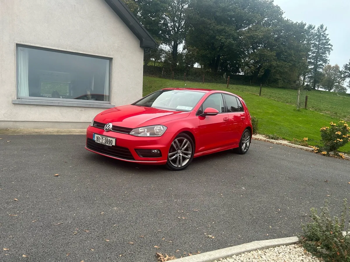 VW Golf R-Line - Image 1