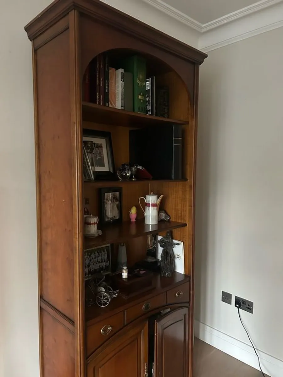 cabinet - Image 4