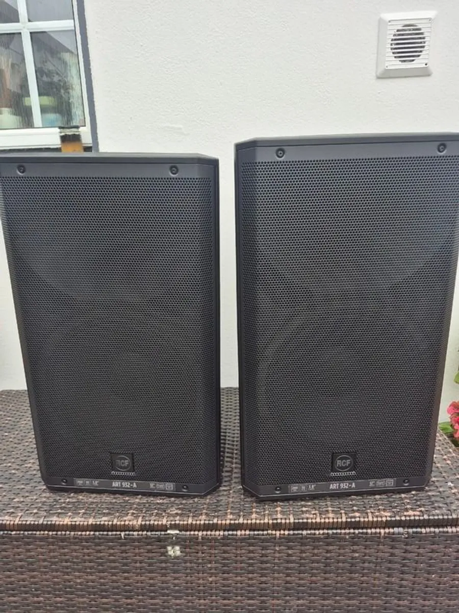 RCF Art 932 Active 12" Speakers - Image 1