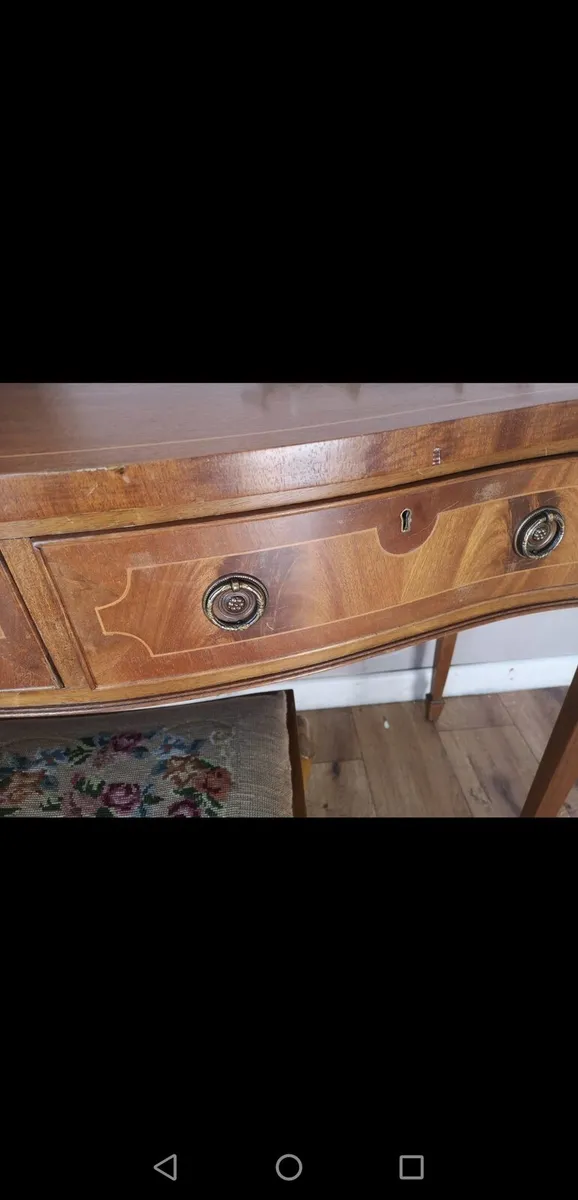Console Table - Image 2