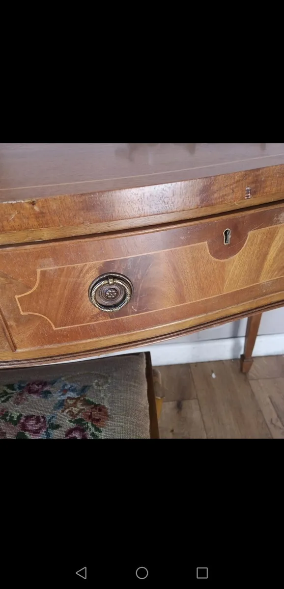 Console Table - Image 4