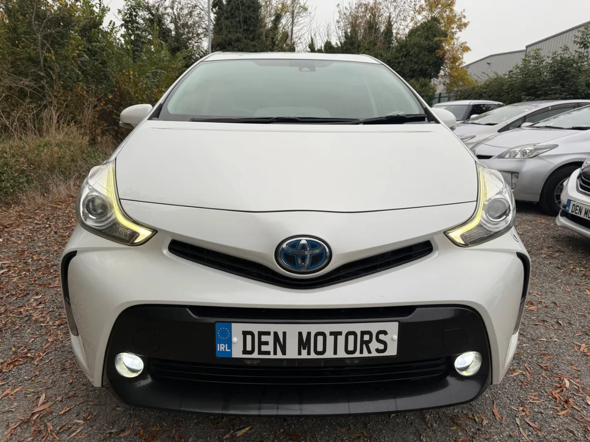 Toyota Prius 7 seats 73500km!!! - Image 3
