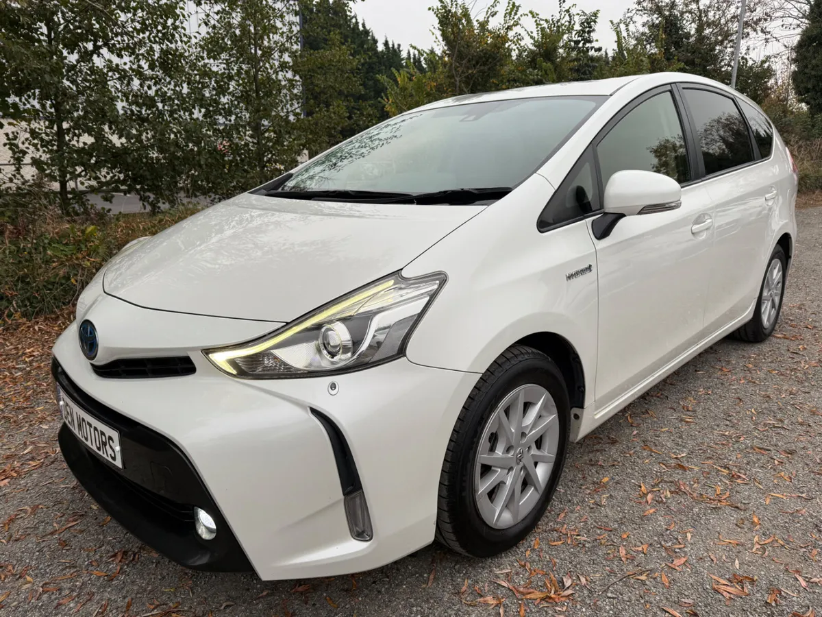 Toyota Prius 7 seats 73500km!!! - Image 2