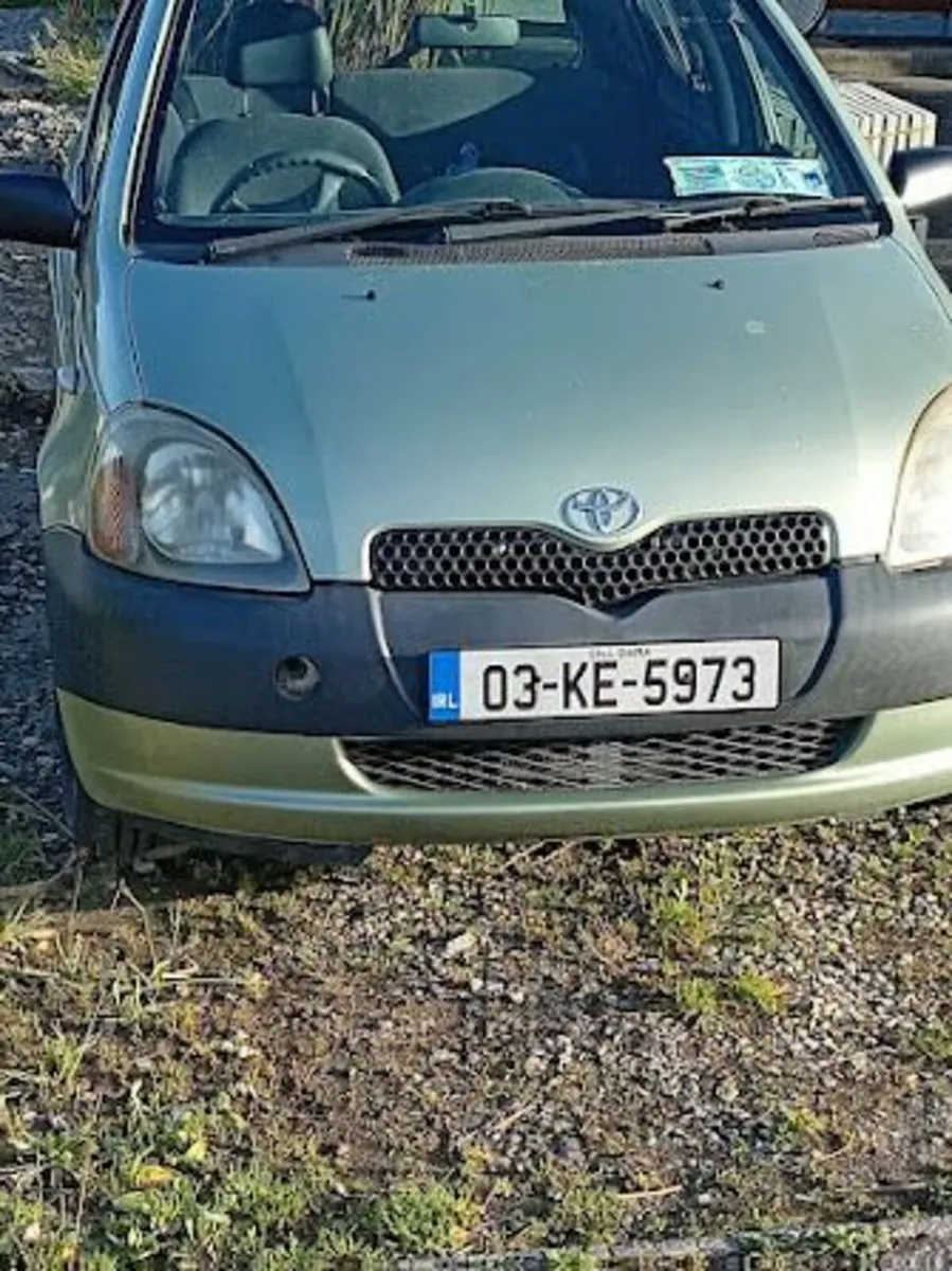 Toyota Yaris 2003 - Image 4