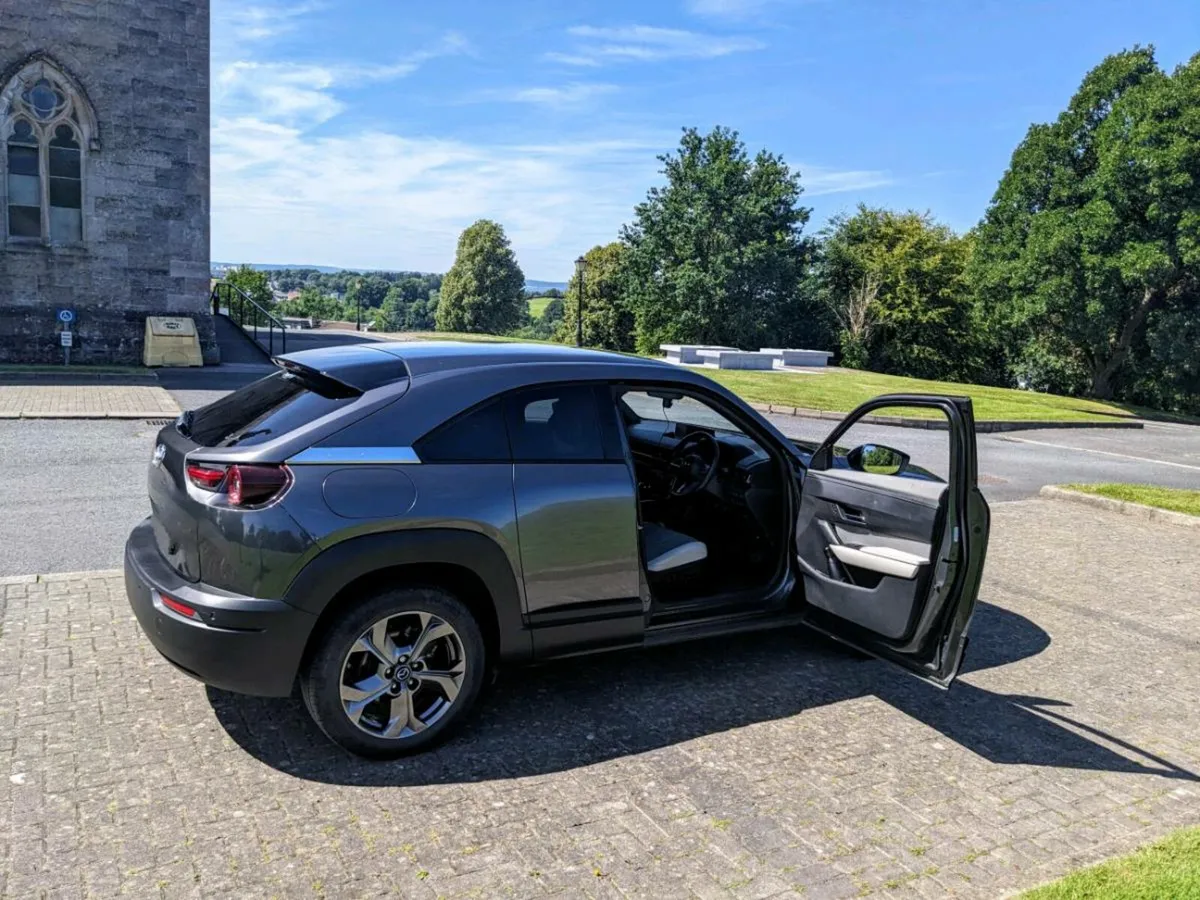 Mazda MX30 EV - Image 3
